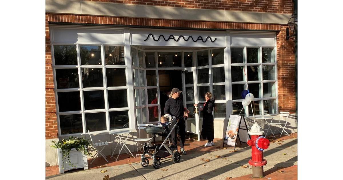 The Maman café storefront in Princeton